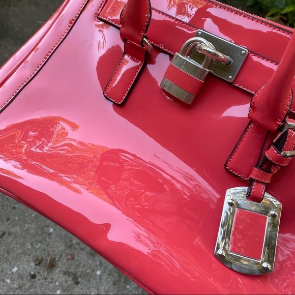 New Le Chateau Handbag - Picture 5 of 11